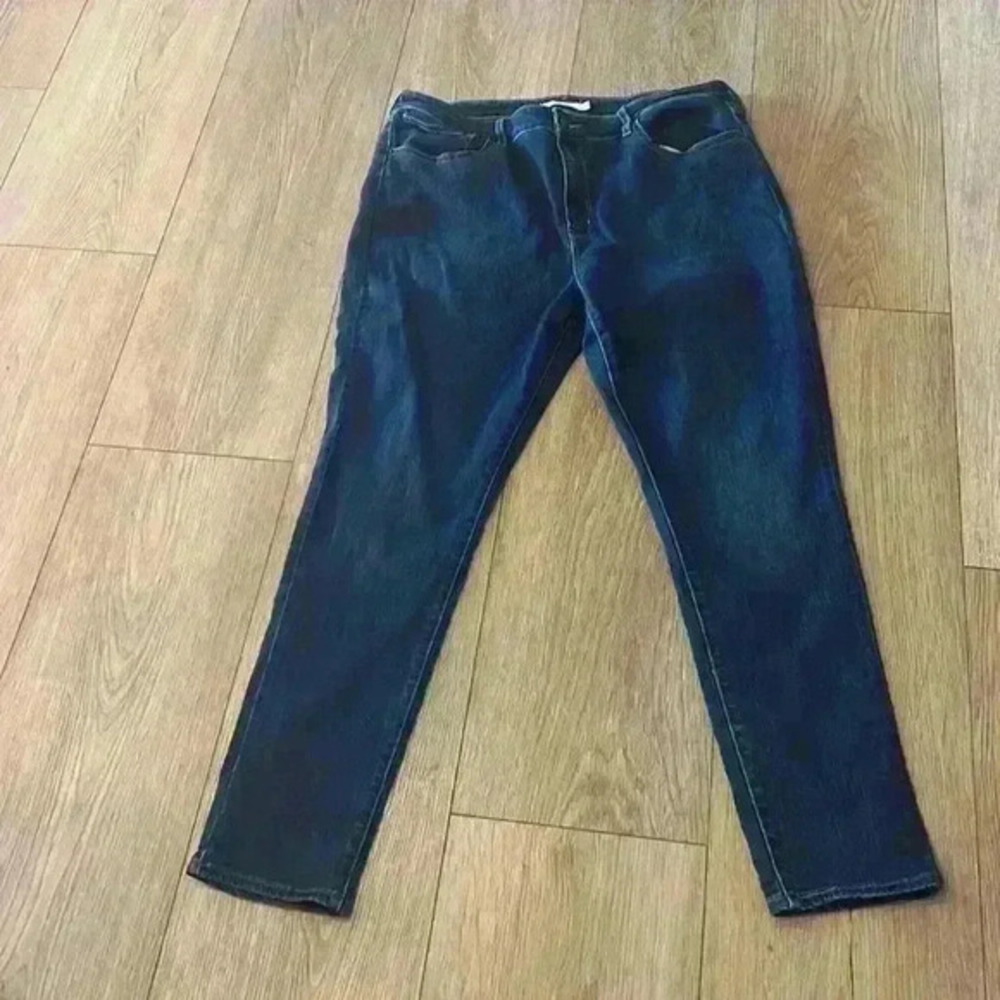 LEVI‎ 721 SIZE 34